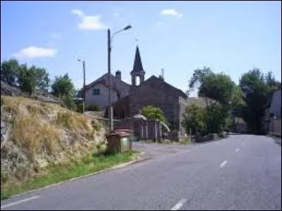 Village languedocien de l'arrondissement de Mende, Pierrefiche se trouve dans le d&eacute;partement ...