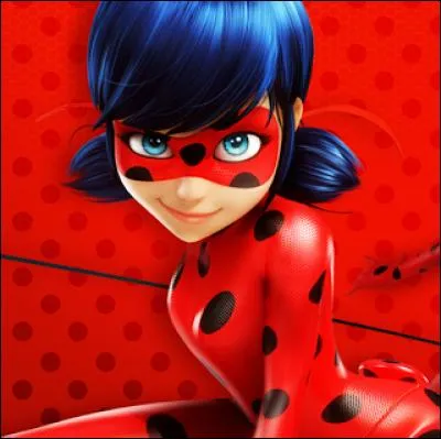 Marinette se transforme en...