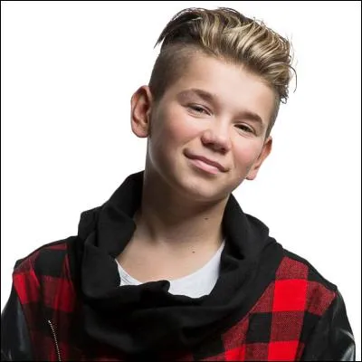 Sur la photo n°2 qui est ce garçon ?