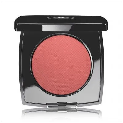Quel produit utilise-t-on pour avoir les joues roses ?