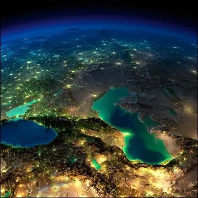 Voyez-vous un bout de l'oc&eacute;an Atlantique sur cette photographie ?