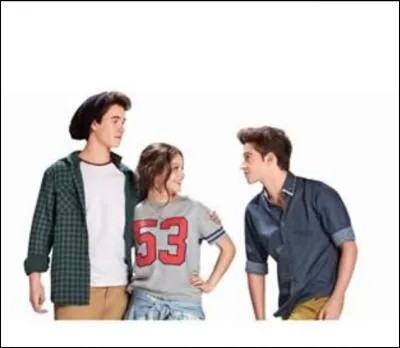 Dans la partie 1 de la saison 1 qui va mettre des bâtons dans les roues de Simòn et Luna ?