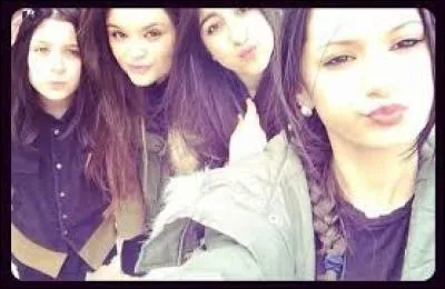 Combien Zayn a-t-il de frères et surs (en 2015) et quels sont leurs prénoms ?