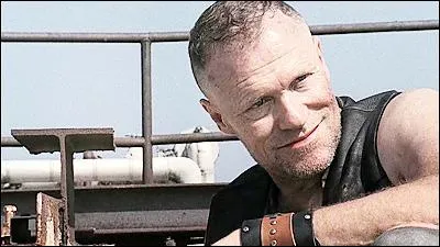 Merle Dixon fut emprisonné sur le toit de l'immeuble à la fin de l'épisode 2, quand Rick et quelques autres sont revenus le chercher à l'épisode 3, que découvrent-ils ?