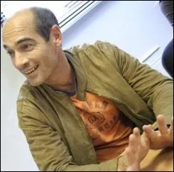 Question cinma : dans le film Le Grand Bleu, Jean-Marc Barr joue le rle d'un apniste clbre. Quel est son nom ?