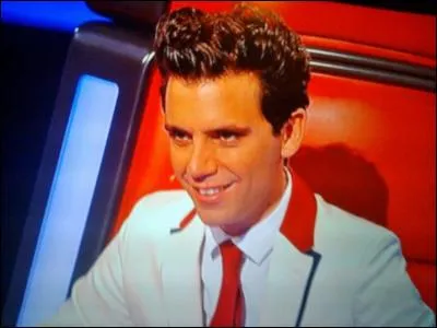 Quel est le titre de la première chanson écrite par Mika ?