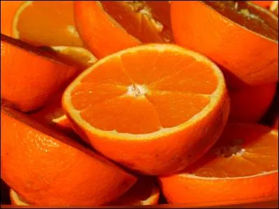 L'orange est réputée pour être riche en :