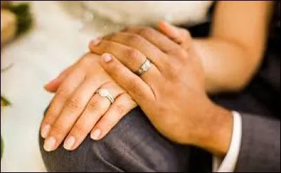 Quel couple s'est fiancé?