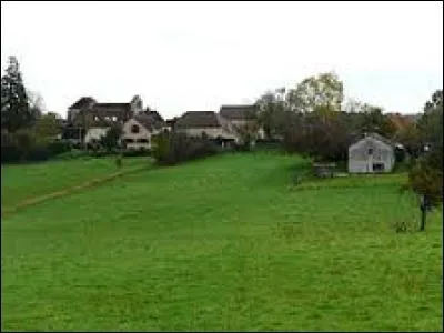 Limeyrat est un village aquitain situé dans le département ...