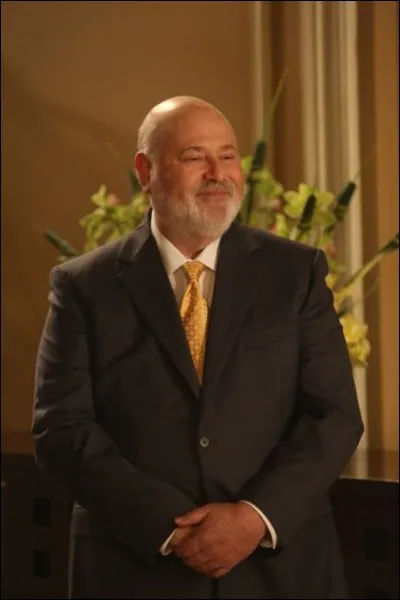 Papa de l'héroïne. Qui suis-je ?