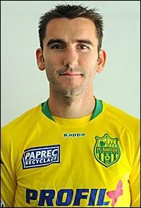 Qui est ce joueur de foot ?