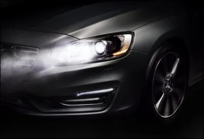 Cochez la bonne traduction pour "phares".