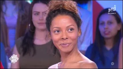 Quelle chanson Néhuda va-t-elle chanter pendant le tournage ?