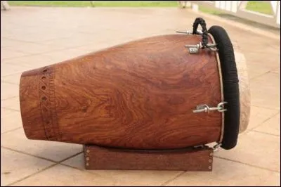 Quel chanteur martiniquais est né dans la commune ?