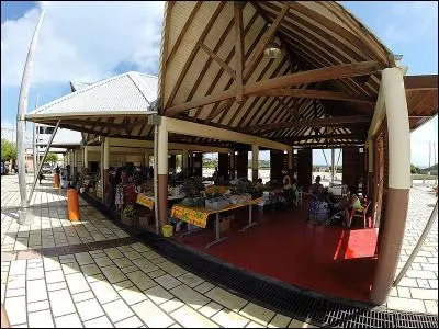 En quelle année, le quartier du Vauclin a-t-il été institué en tant que commune ?