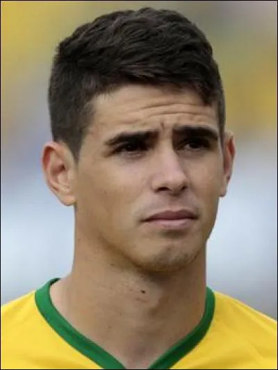 Dans quel club de football, le joueur brésilien Oscar joue-t-il ?