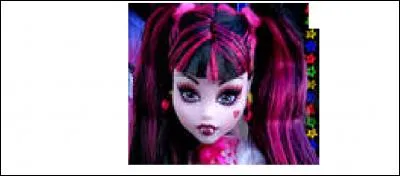 De qui Draculaura est-elle amoureuse ?