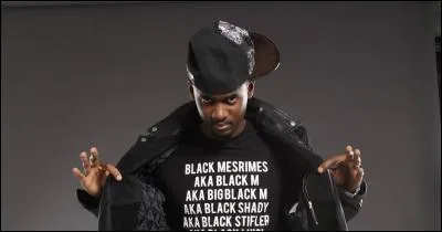 Un des chanteurs ne figure pas sur le titre "À la Votre", saurez-vous le retrouver ?