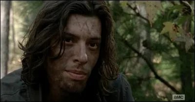 Pourquoi Morgan a-t-il enfermé un membre des Wolves, leurs ennemis, dans une maison d'Alexandria ?