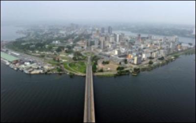 Dans quel pays se trouve Abidjan ?