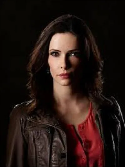 Qui embrasse Juliette pour la sortir du coma dans le 2e épisode ?