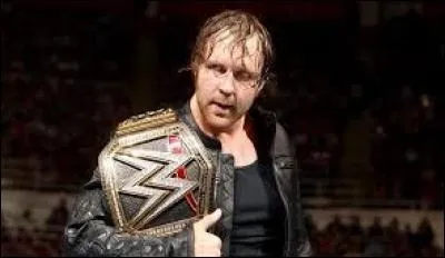 Passons maintenant aux divers titres de la WWE. Dans lequel de ces shows ont été draftés le titre de World Heavyweight Championship et son détenteur, Dean Ambrose ?