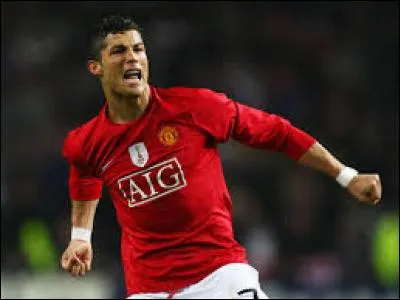 Ronaldo a gagné le trophée avec Manchester United.