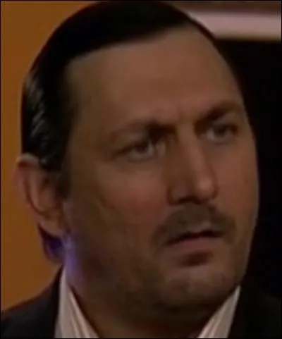 Aymé désire se séparer d'une de ses conquêtes (Adeline) parce que :