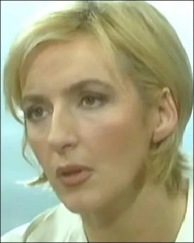 Clara a tourné dans un film porno. Quel est le nom de ce film ?