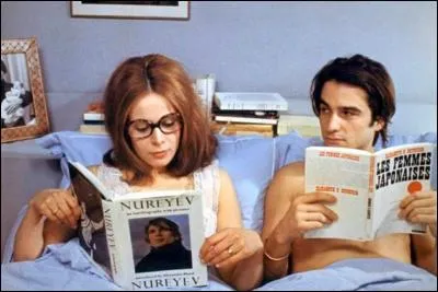 &laquo; Non pas mademoiselle. Madame ! &raquo;. Trouvez le titre !