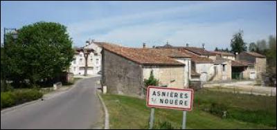 Pour commencer cette nouvelle balade, je vous emmène à Asnières-sur-Nouère. Commune de l'arrondissement d'Angoulême, elle se situe dans le département ...