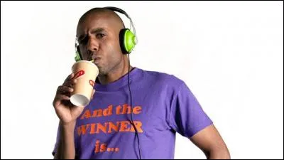 Comment se nomme le meilleur ami de ce garçon ?