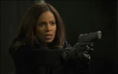 Alors que Dylan est retrouvé par une agent du FBI, elle le laisse partir. Pourquoi ?