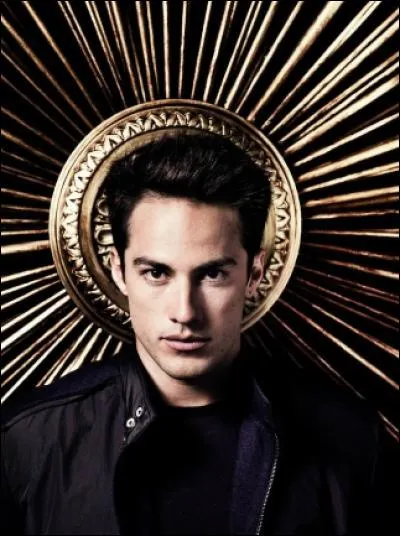 Comment s'appelle la mère de Tyler?