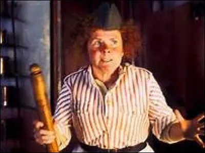 Quel poste cette femme occupe-t-elle ?