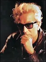 Il s'appelle Luc Plamondon et il...