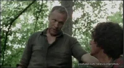 Merle et quelques autres habitants de la Communauté du Gouverneur traquent Michonne après qu'elle se soit enfuit. Il est accompagné de Gargulio. Quel nom Merle lui attribut-il ?