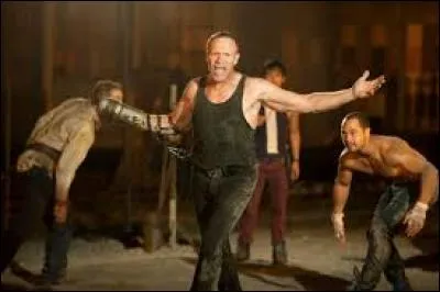 Afin d'oublier l'horreur du monde post-apocalyptique dans lequel les héros vivent, le Gouverneur ouvre les festivités dans leur Communauté. De quoi s'agit-il ?