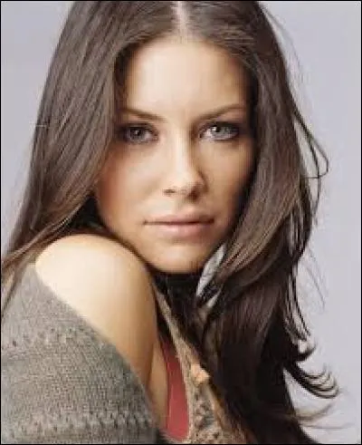 Qui joue le rôle de Kate Austen ?