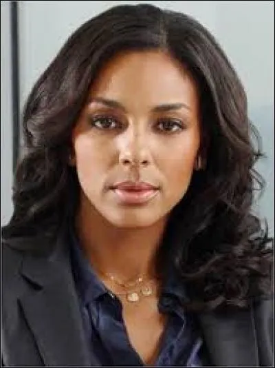 Qui interprète Naomi Dorrit ?