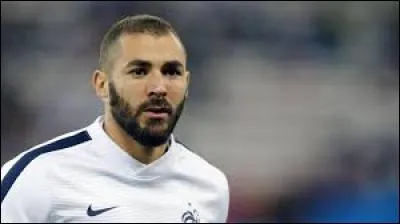 Dans quelle équipe Karim Benzema joue-t-il ?