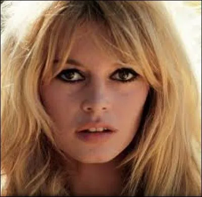 Pour quelle cause Brigitte Bardot milite-t-elle ?