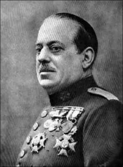 S'il n'était pas mort, qui José Sanjurjo aurait-il dû remplacer en 1936 ?