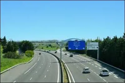 Quelle est la limitation de vitesse sur une autoroute par beau temps ?