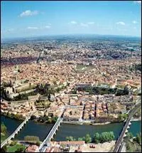 Ville connue pour ses nougats et qui sera le départ de la 20ème étape.