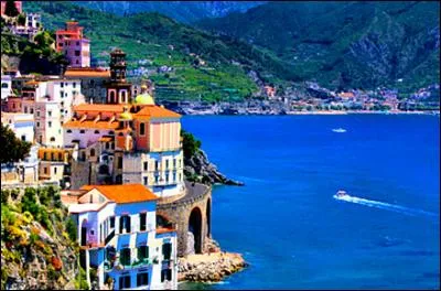 Quel est le nom du président de la République d'Italie ?