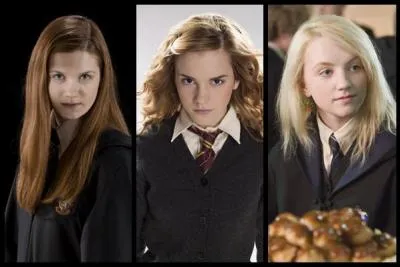 Bellatrix Lestrange est en train de mener un duel acharné avec trois de tes élèves : Luna, Ginny et Hermione. Que fais-tu ?