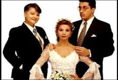 Qui a réalisé le film "Gazon Maudit" sorti en 1995 ?