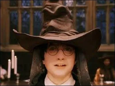 Qui décide de la répartition des équipes ?