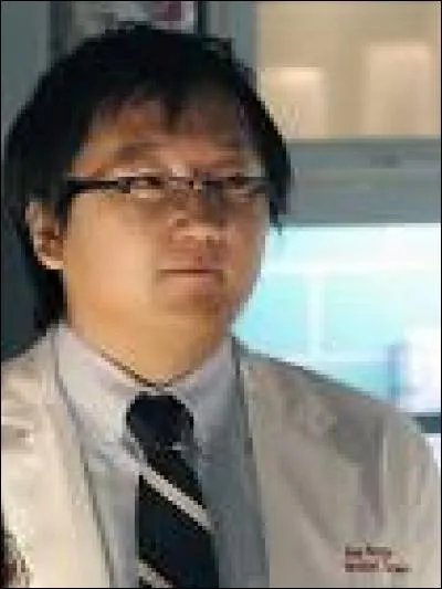 Comment s'appelle le médecin légiste ?